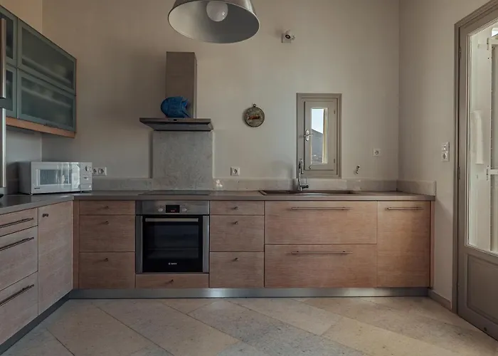 Terra Parikia (Paros)