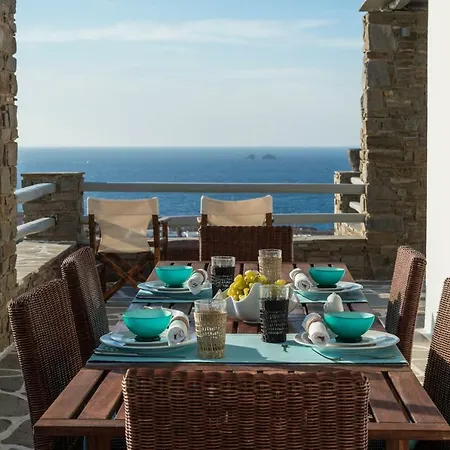 Terra * Parikia (Paros)